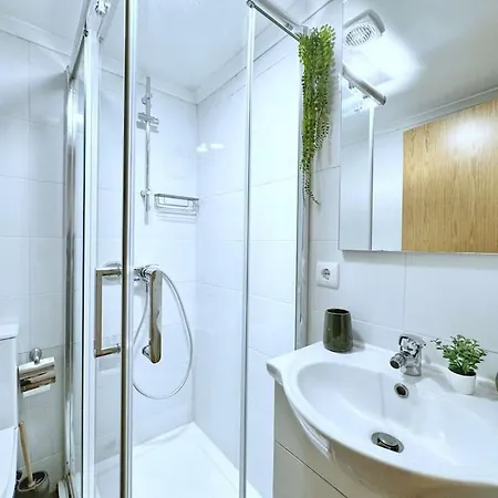 Botanique - Up To 3 By Homeful Homes Lisboa
