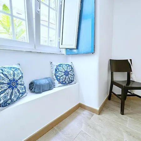 Botanique Nest By Homeful Homes Appartamento Lisbona