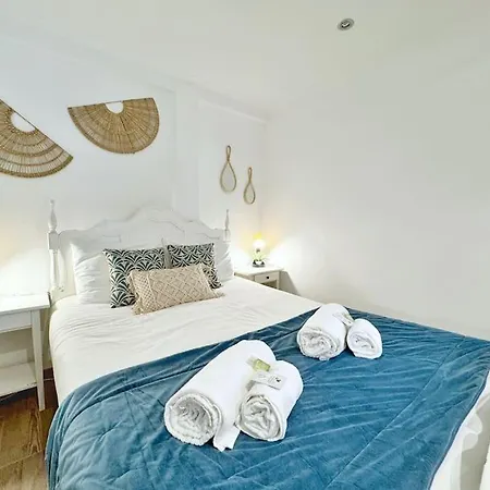 公寓 Botanique Nest By Homeful Homes *